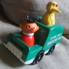Fisher Price Sesame Street VINTAGE Sanitation GARBAGE Truck Ernie Big Bird Toy