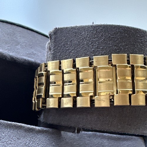 Citizen Men's Bracelet Eco Drive Flexible Band Men's Watch Item No. BM8452-99P - Picture 15 of 24