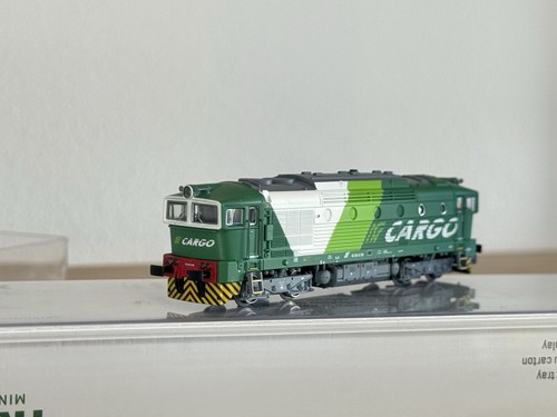 Minitrix 16734 locomotora diésel gafas de 520 FNM sonido digital FS escala N | Condition: Usato