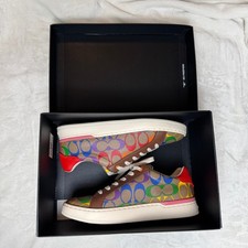 Coach CA449 Clip Low Top Sneaker in Rainbow Signature Canvas   Size 9.5B