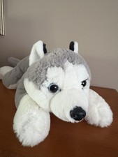 FAO Schwarz Plush Wolf Husky Malamute Dog Gray Laying 14  Stuffed Animal Toy