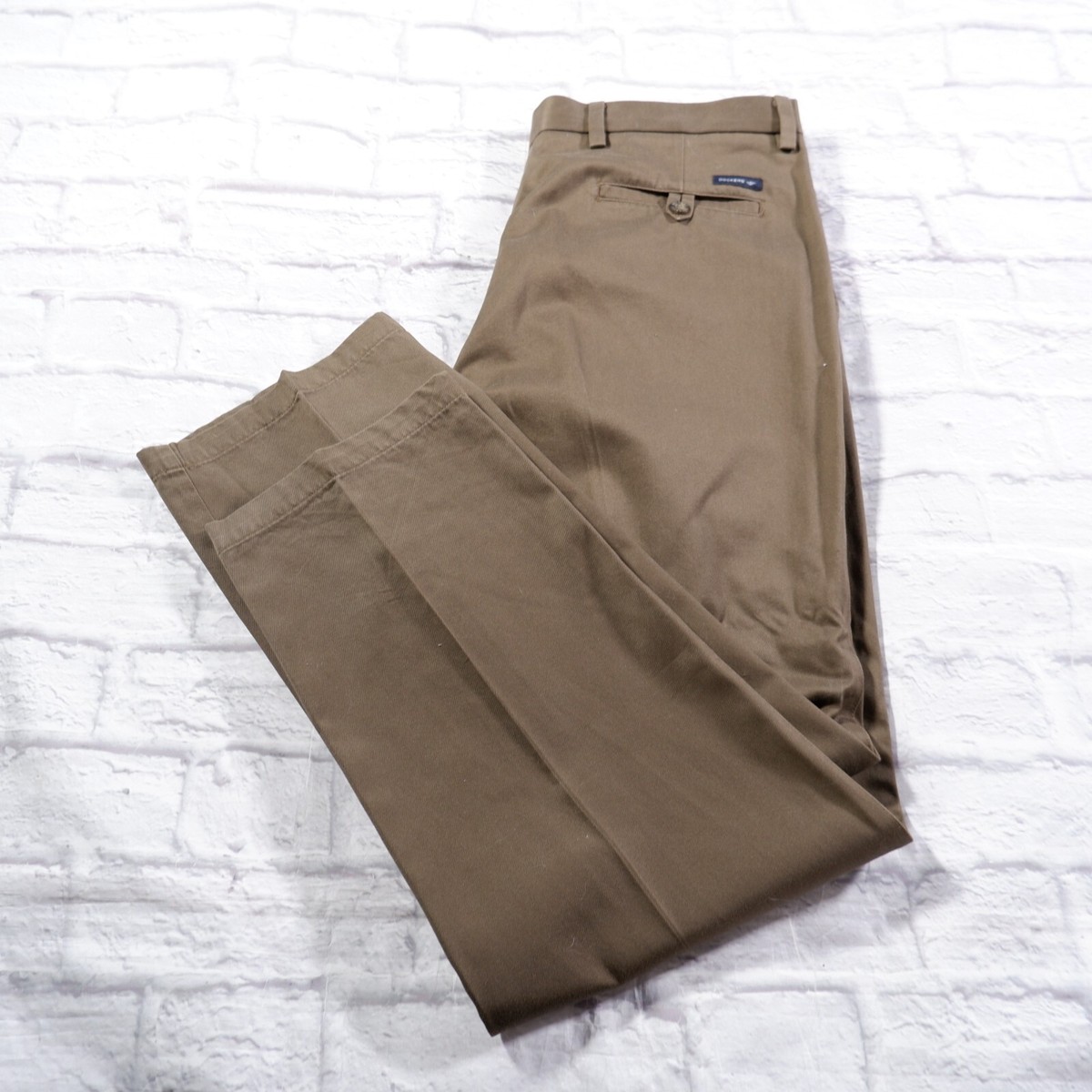 Dockers D2 Straight Fit Brown Flat Front Cotton Khakis Chinos Mens