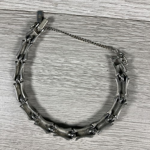 Vintage Signed Monet Silver Tone Bamboo Link Bracelet - Picture 5 of 5