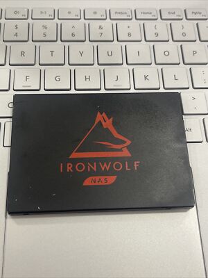 お早い方優先 1GLAN 爆速DS216j IronWolf 2TBx2 4TB お早い方優先 1GLAN 爆速DS216j IronWolf 2TBx2 4TB - メルカリ