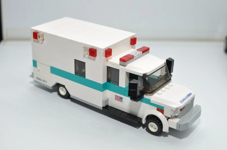 Ambulancia EMT Medic Turquesa Blanco Modelo Personalizado Compatible con Ladrillos LEGO® Foto 4 de 4