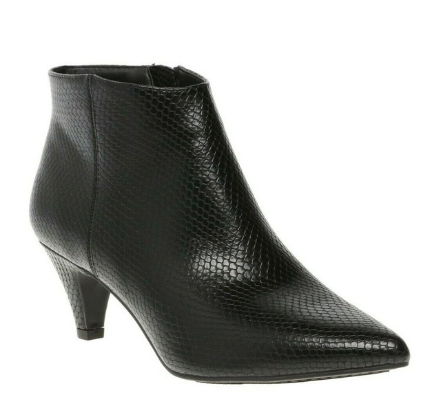 memory foam black boots