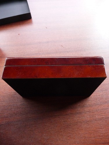 Very Nice Empty Wooden Coin Case for Two Slabbed Guinea’s All Photo's Inside - Picture 4 of 10