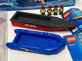 LEGO CITY 60005 TOWN FIRE BOAT 100% Complete w/ Manuals & Box