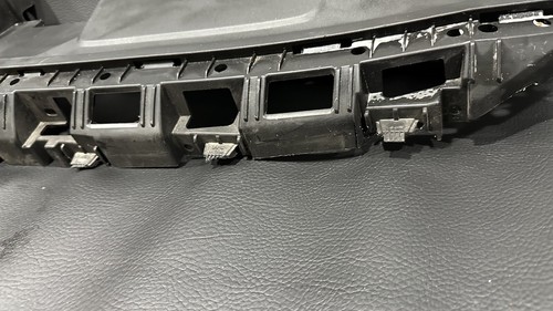 OEM 2017 2018 Hyundai Elantra Front Bumper Garnish Assembly Upper Molding - Picture 3 of 9
