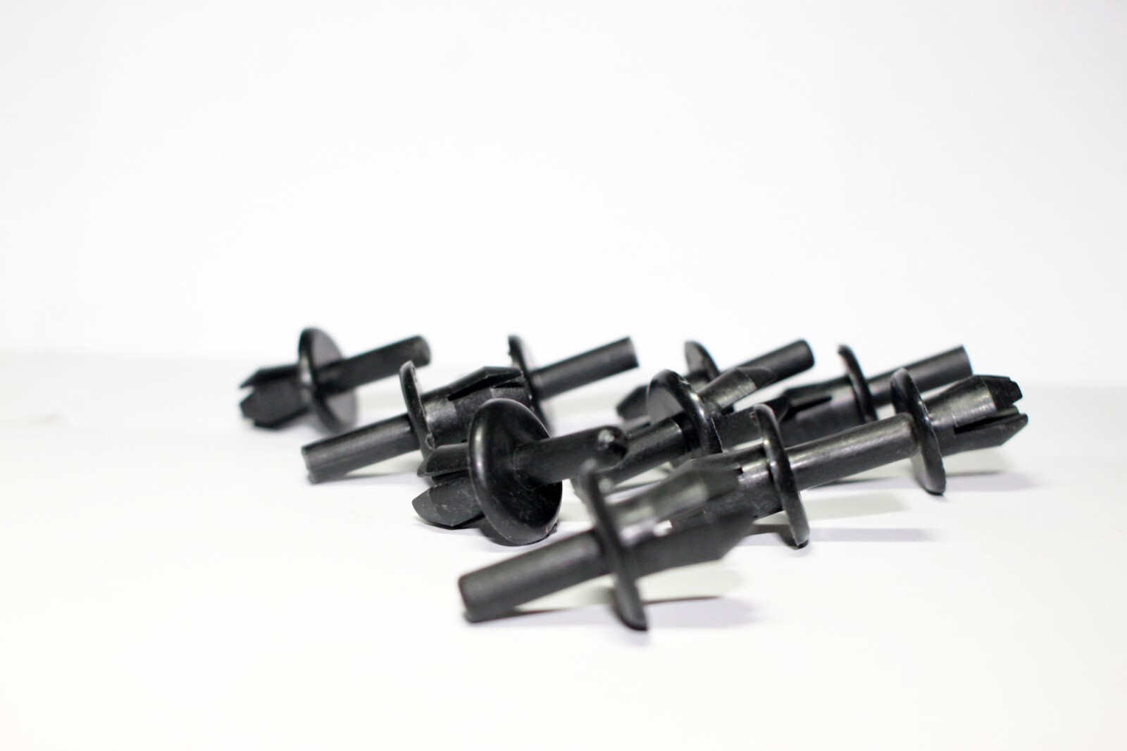 10 Fastener Clips For Dodge Ram Ford Front Air Shield Splash Guard Retainers - Foto 13