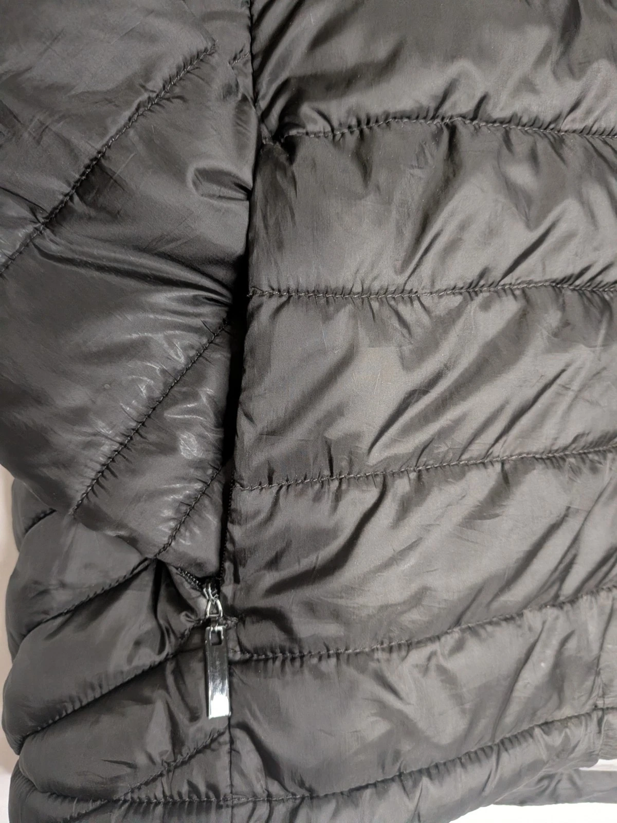 Nissan Men's Black Quilted Hooded Full Zip Puffer Jacket Size M - product detail image 4