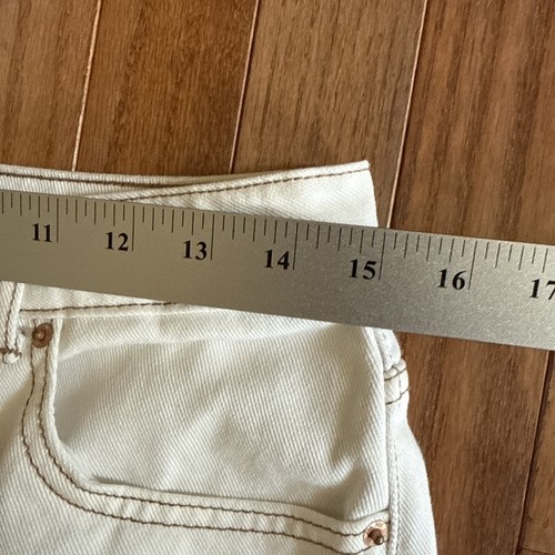 BDG Urban Outfitters Mom High Rise Distressed Canvas Jeans White Womens sz 29 - Picture 10 of 16