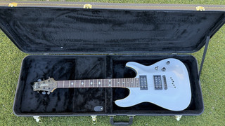 Chitarra elettrica Schecter Diamond serie C 1 argento con custodia rigida Corea