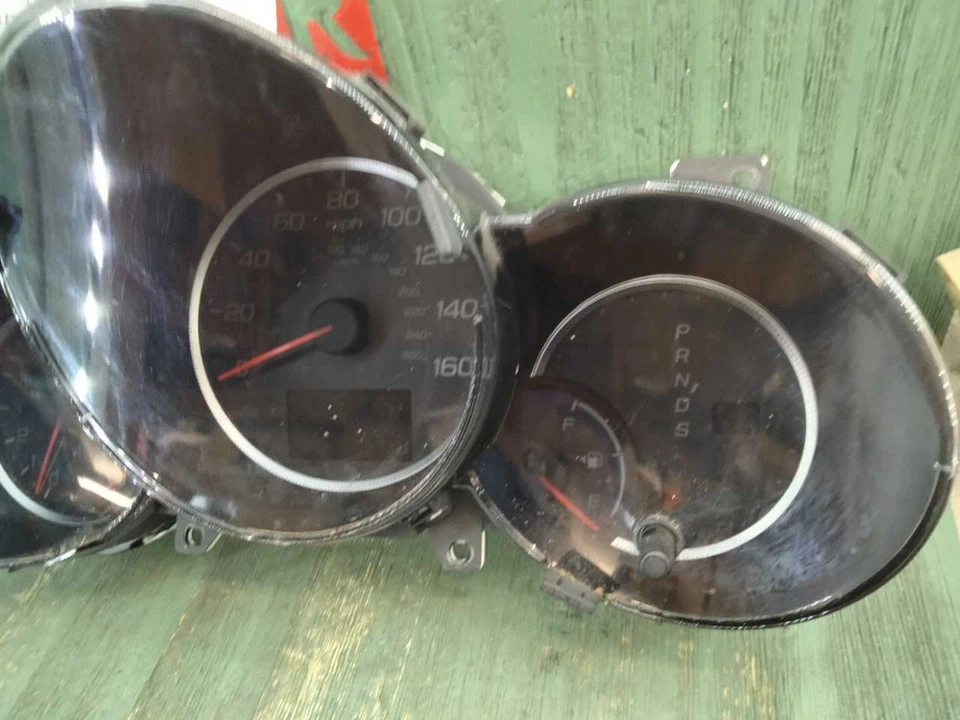 2007 ACURA RDX SPEEDOMETER GAUGE INSTRUMENT CLUSTER W TACH 78120STKA12 - Image 2 of 4