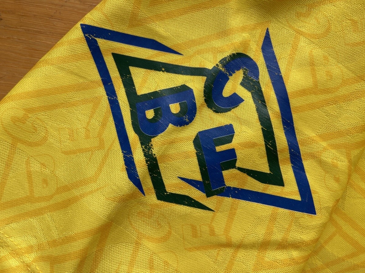 BRAZIL 1991 1993 HOME FOOTBALL SHIRT SOCCER JERSEY UMBRO sz