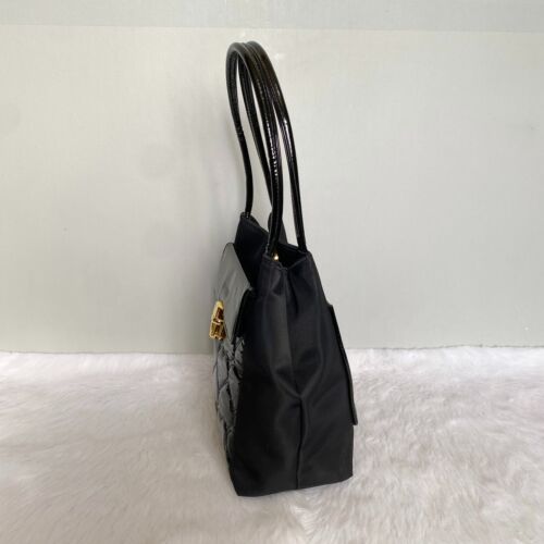 MOSCHINO Borsa tote vintage nera cuore pelle trapuntata nylon - Foto 3 di 12