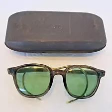 Vintage American Optical AO Safety Glasses Green Lens w Clamshell Case BROKEN