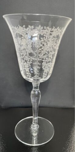 DEPRESSION GLASS FLORAL ETCHED WINE GOBLET - Picture 1 of 8