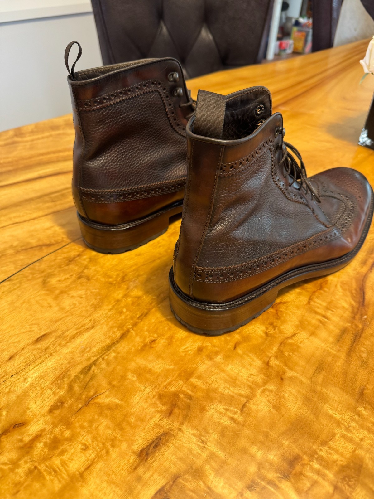 Mens Aqulia DORO Collection Leather Boots - new condition size 46 image 3
