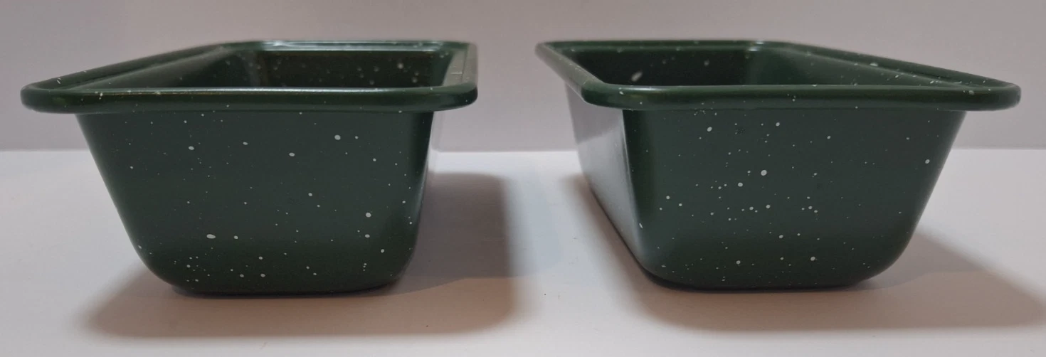 Enameled Metal Mini Loaf Pans Green White Speckled Set of 2
Opens in a new window or tab