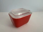 PYREX Red Small Refrigerator Dish w/Clear Fluted Glass Lid 501 B Vintage 1.5 cup