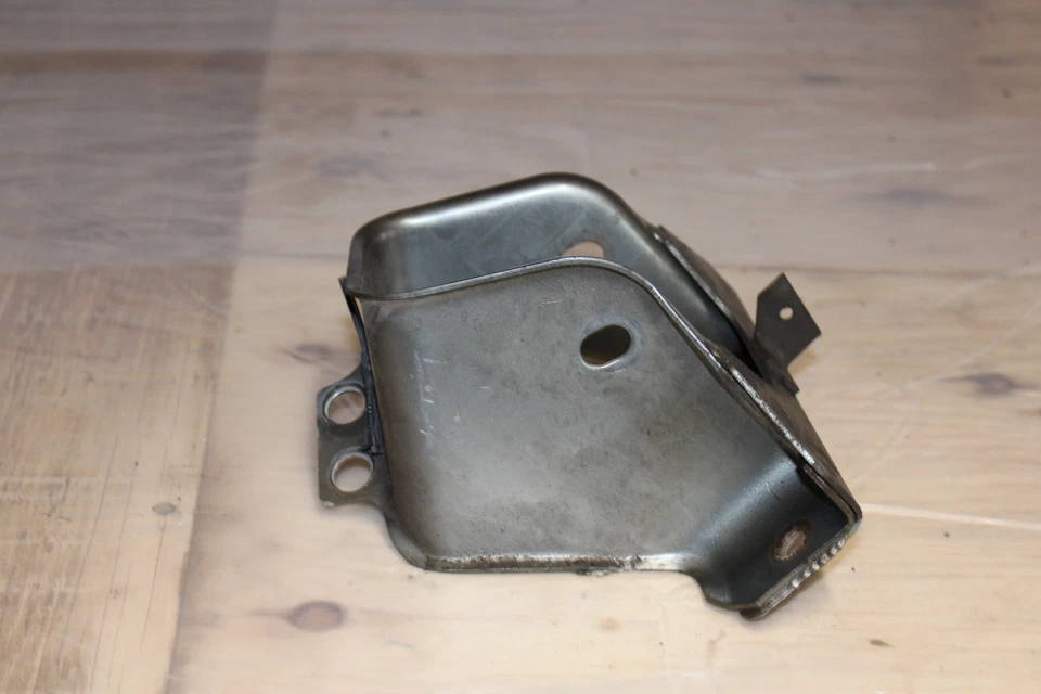 Soporte de montaje del motor delantero Mazda 626 1993-2002 2,0 L Foto 2 de 4