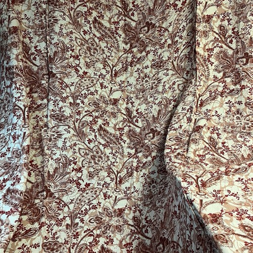 SUR LA TABLE 100% Red Linen Paisley Jacobean Floral Tablecloth Cover 108x70 - Picture 4 of 10