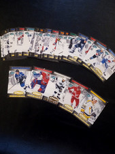 NHL CARDS PACK OF 28 UDC PARKHURST'94 
