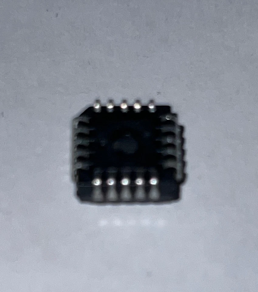 Lot of 10PCSx MC10H117FN  New (Motorola) - Bild 2 von 2