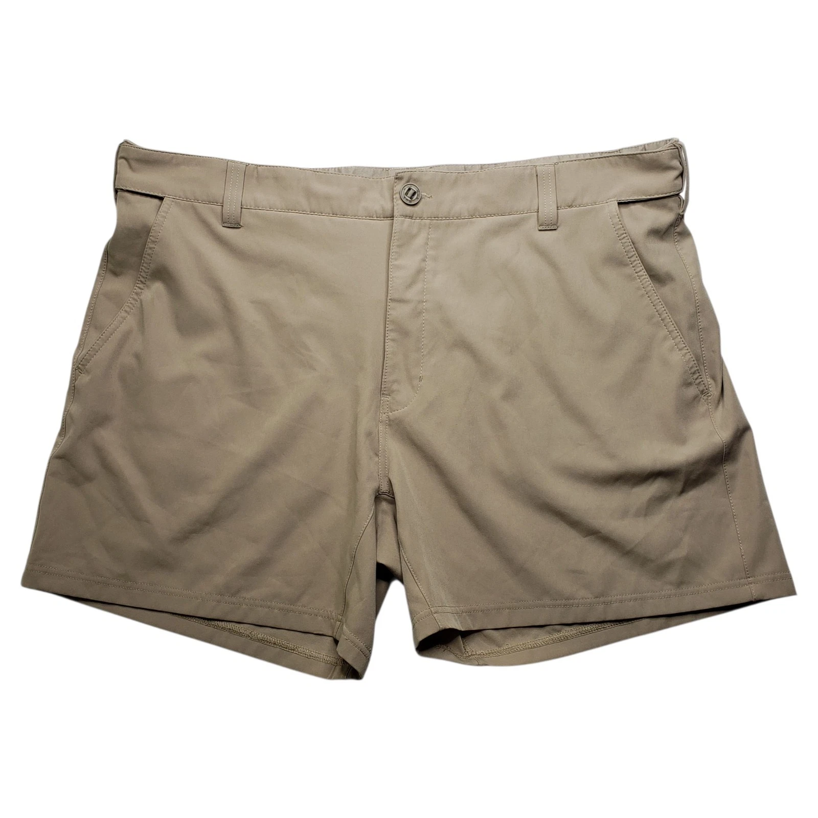 Huk Pursuit Shorts Men’s Size XXL Beige Stretch Performance Fishing Mesh Pockets