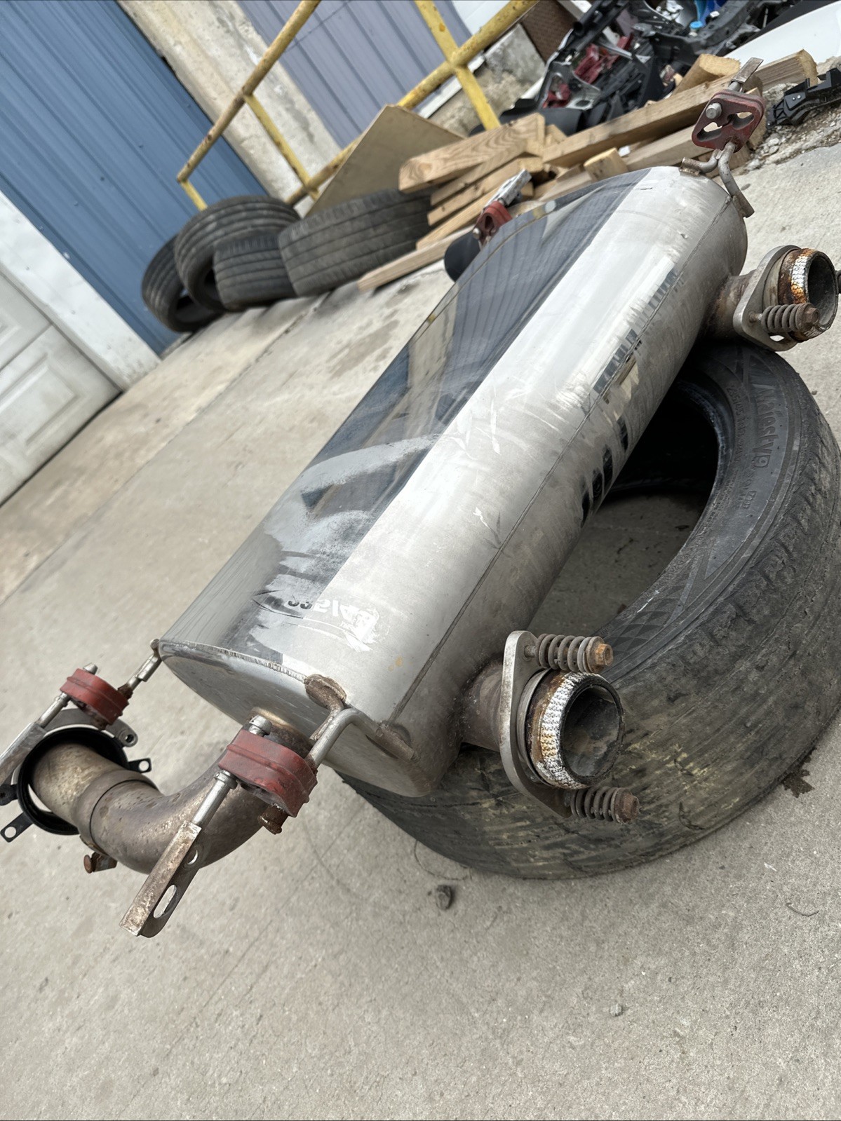 2011 Aston Martin DB9 Mansory Rear Exhaust Muffler