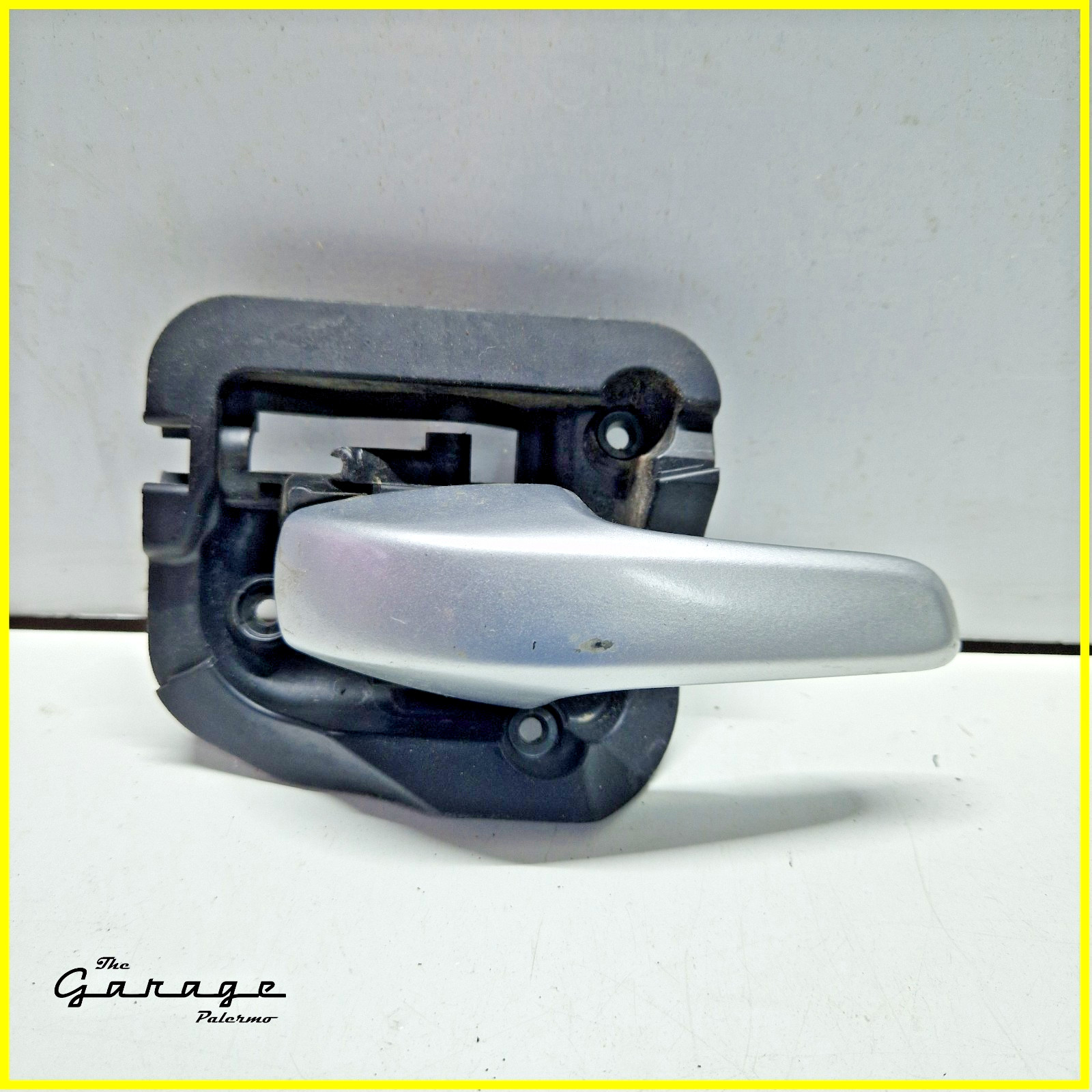 Maniglia Portiera Interna Destra DX SMART FORTWO W451 2 ° Serie 2007 2015 Usato