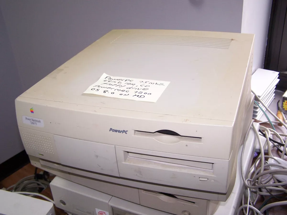 Apple Power Macintosh 7200/75 Base Unit - Works Great