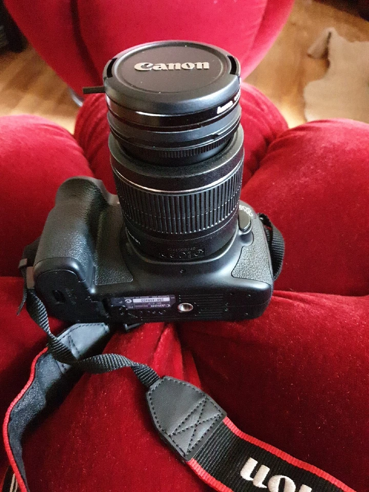 Canon EOS 60D Spiegelreflex DSLR EF-S 18-55 IS|| Kit In OVP zusätzlich Pol u. UV - Bild 4 von 4