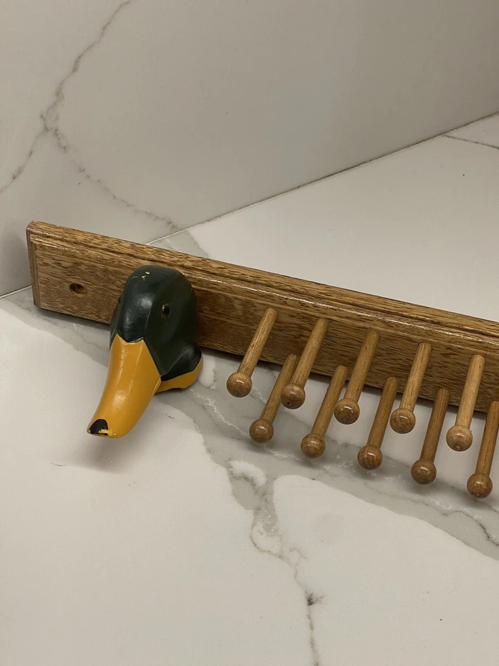 VINTAGE RACK DE GRAVATA DE CABEÇA DE PATO DE MADEIRA, RACK DE GRAVATA DE PATO PATO PATO PATO PATO PATO PATO. - Imagem 2 de 4