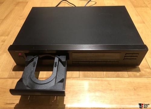 Rotel RCD-940BX CD Player w User Manual; Blackgate Capacitors; Sounds very nice; - Picture 3 of 13