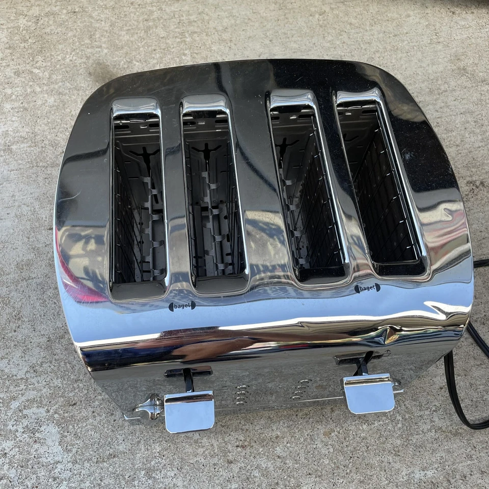 KRUPS Breakfast Essentials Stainless Steel Toaster, 4-Slice - LN - Image 3 of 4