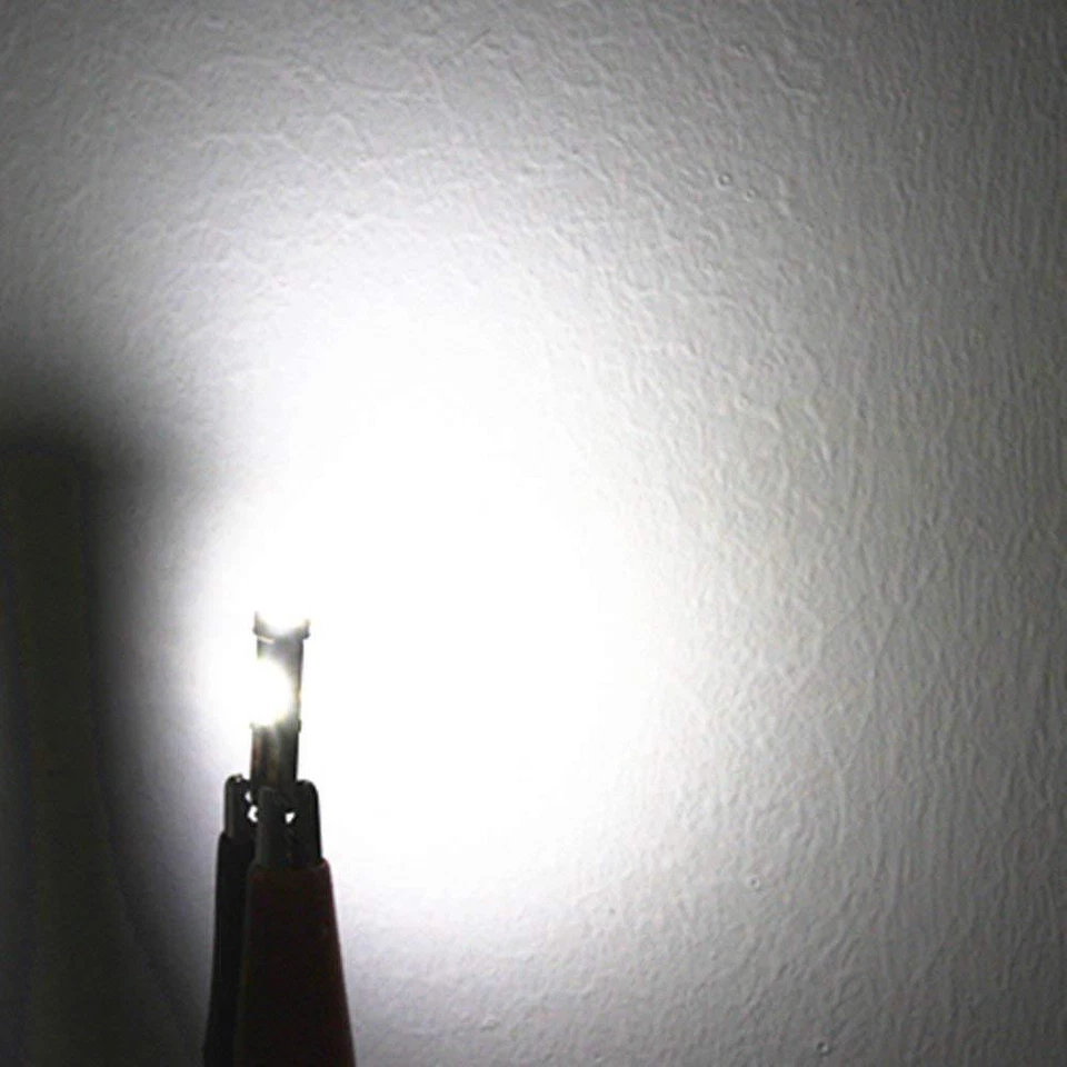 74 Bombilla LED Ceniza|Reloj|Cortesía|Consola de piso|Guantera|Indicador de haz alto Foto 2 de 4