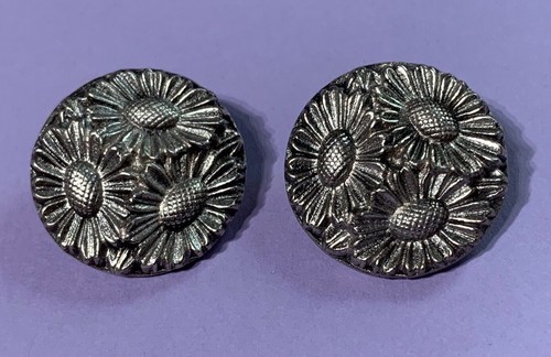 Boutons De Col Anciens - Damier Argenté, Monture Laiton Doré - La Paire, état Excellent