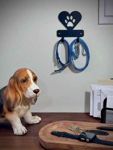 Mini Hundepfote Wand Schlüsselbrett Aufhänger/Organizer mit 2 Haken 3,5 Zoll - Made in USA - Bild 1 von 4