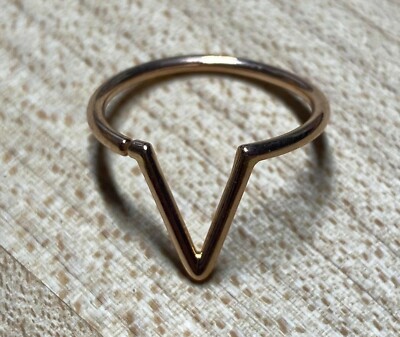 BVLA Jennelle V Seam Ring 16g 9/16 Body Piercing Jewelry Ear Ring