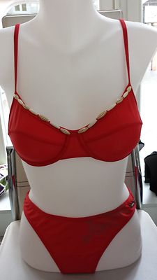 Solar Bikini rot mit Perlen  neu   Größe 38  