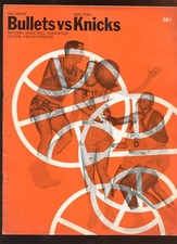 Nov 3, 1965 NBA Program New York Knickerbockers at Baltimore Bullets EX