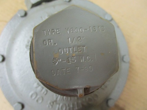 NEW FISHER Y600-1313 PRESSURE REDUCING REGULATOR VALVE 1" NPT - Picture 3 of 7
