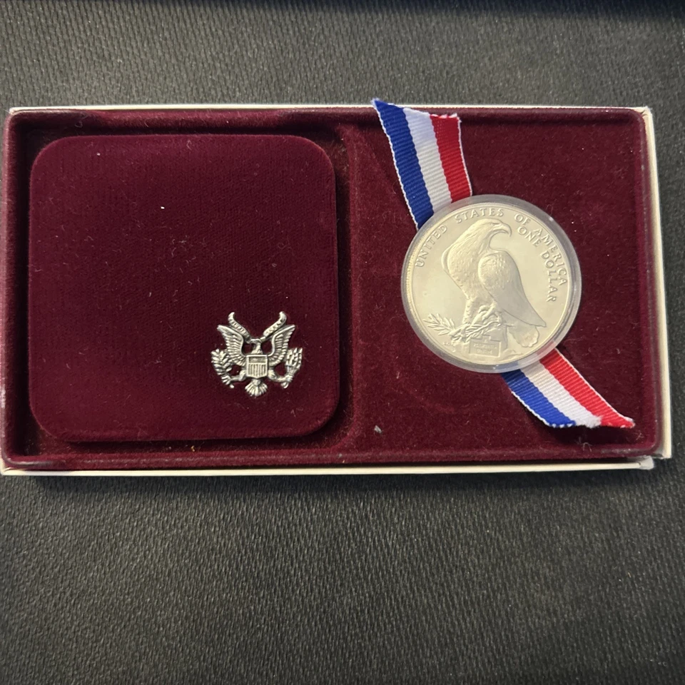 1984-S US Olympic Game Los Angeles Silver Dollar. Original Box CERT Pure silver  - Image 3 of 4