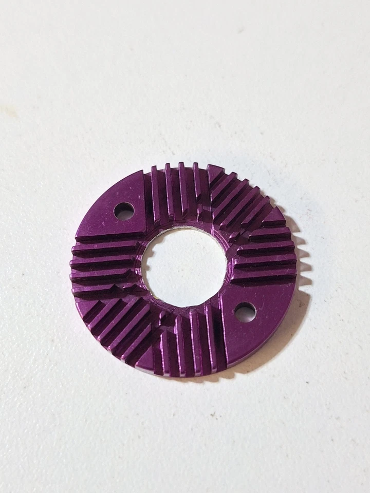 Vintage RC Trinity Alluminum Heat Sink Motor Spacer 4043 Losi Associated - Image 3 of 4