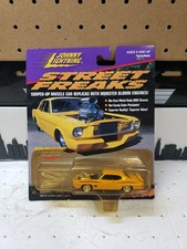 Johnny Lightning 1971 Pontiac Gto Judge Street Freaks Yellow With Wheelie Stand