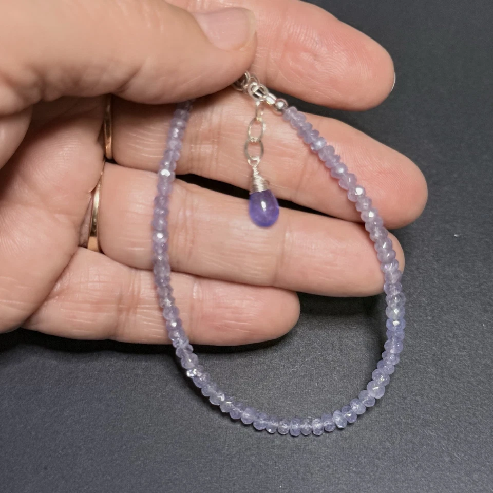 Pulsera de piedras preciosas hecha a mano con cuentas de rondel facetadas de tanzanita lavanda de 22,4 quilates talla 7,5 Foto 2 de 2