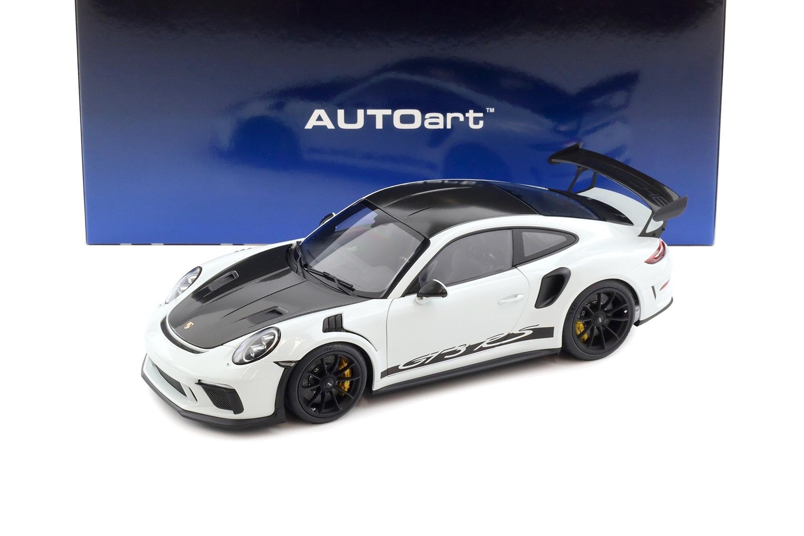 AUTOart Porsche 911 991.2 GT3 RS Weissach Package 1:18 White 78176