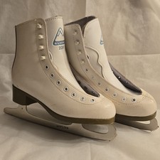 Glacier 220 Figure Skates Size 4 White Lace-Up Soft Flex Pair